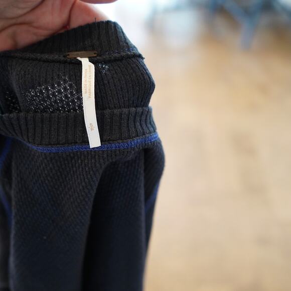 FREE PEOPLE womens sz S black In The Mix crochet cuff long sleeve boho top - Picture 3 of 8